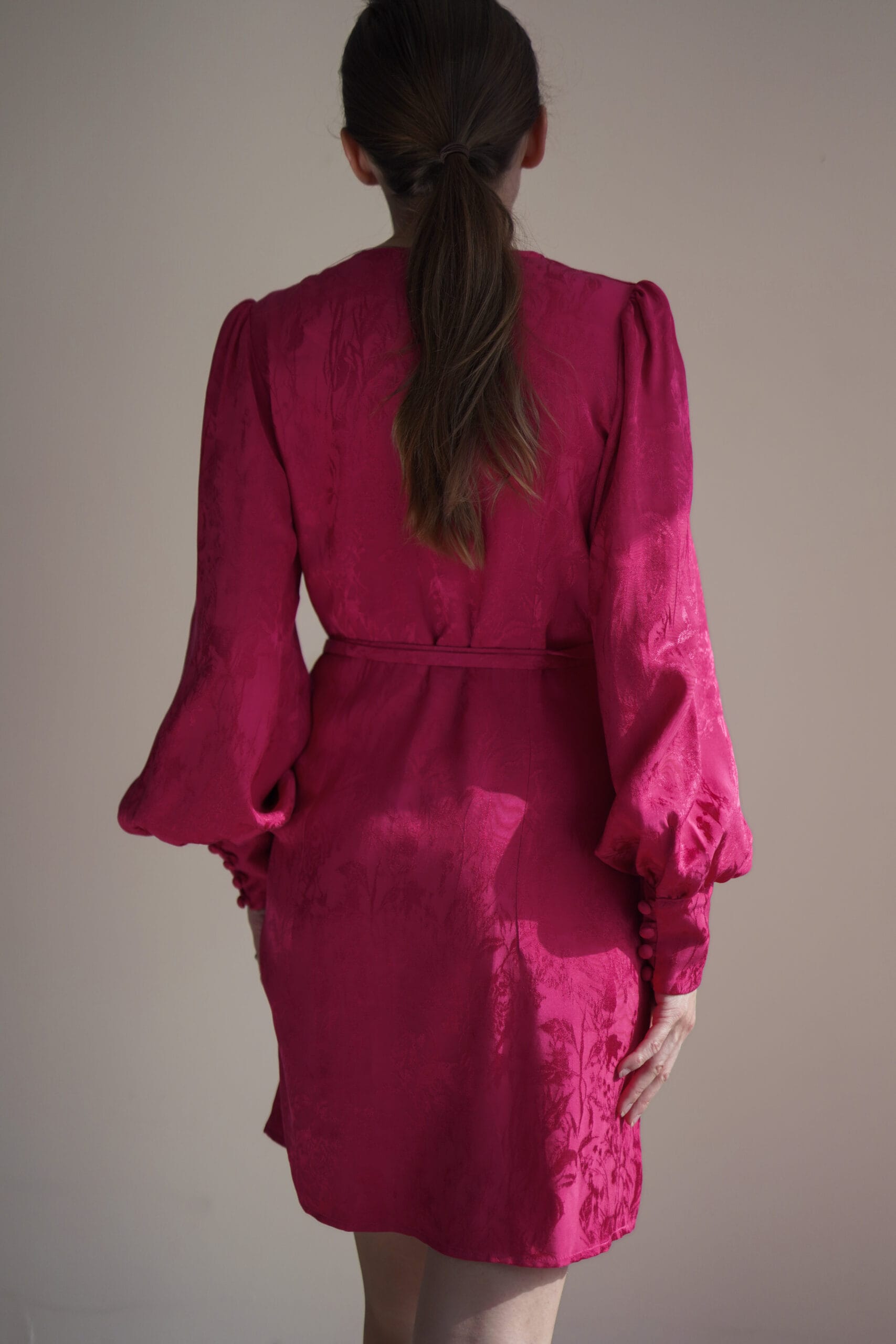 Elegancka sukienka fuksja - PEARL